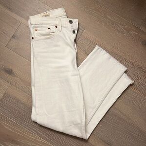Levi Wedgie Fit Straight Jean